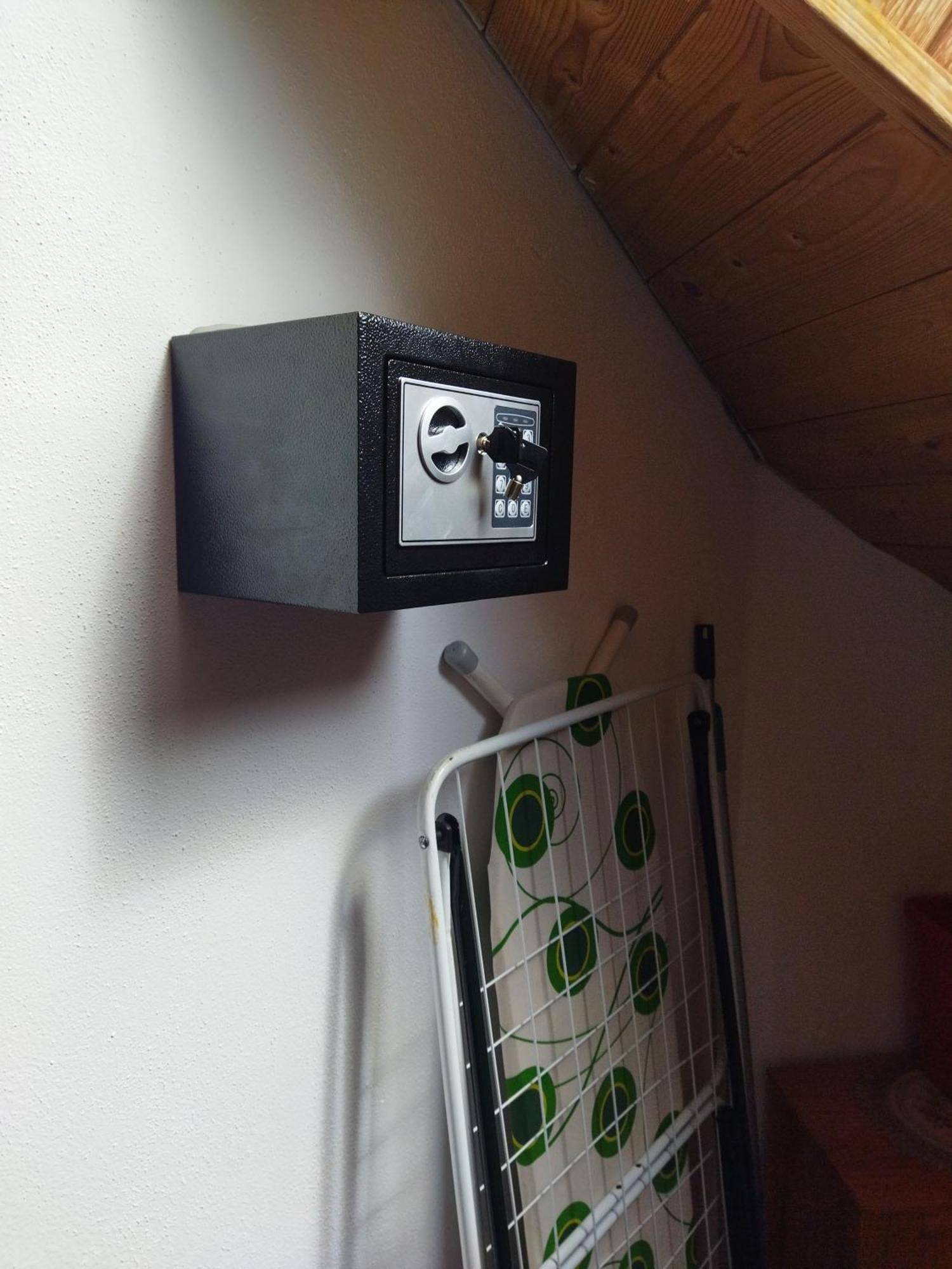 Aussergewoehnliche Atelierferienwohnung Mit Balkon An Der Donau Winzer Exterior photo