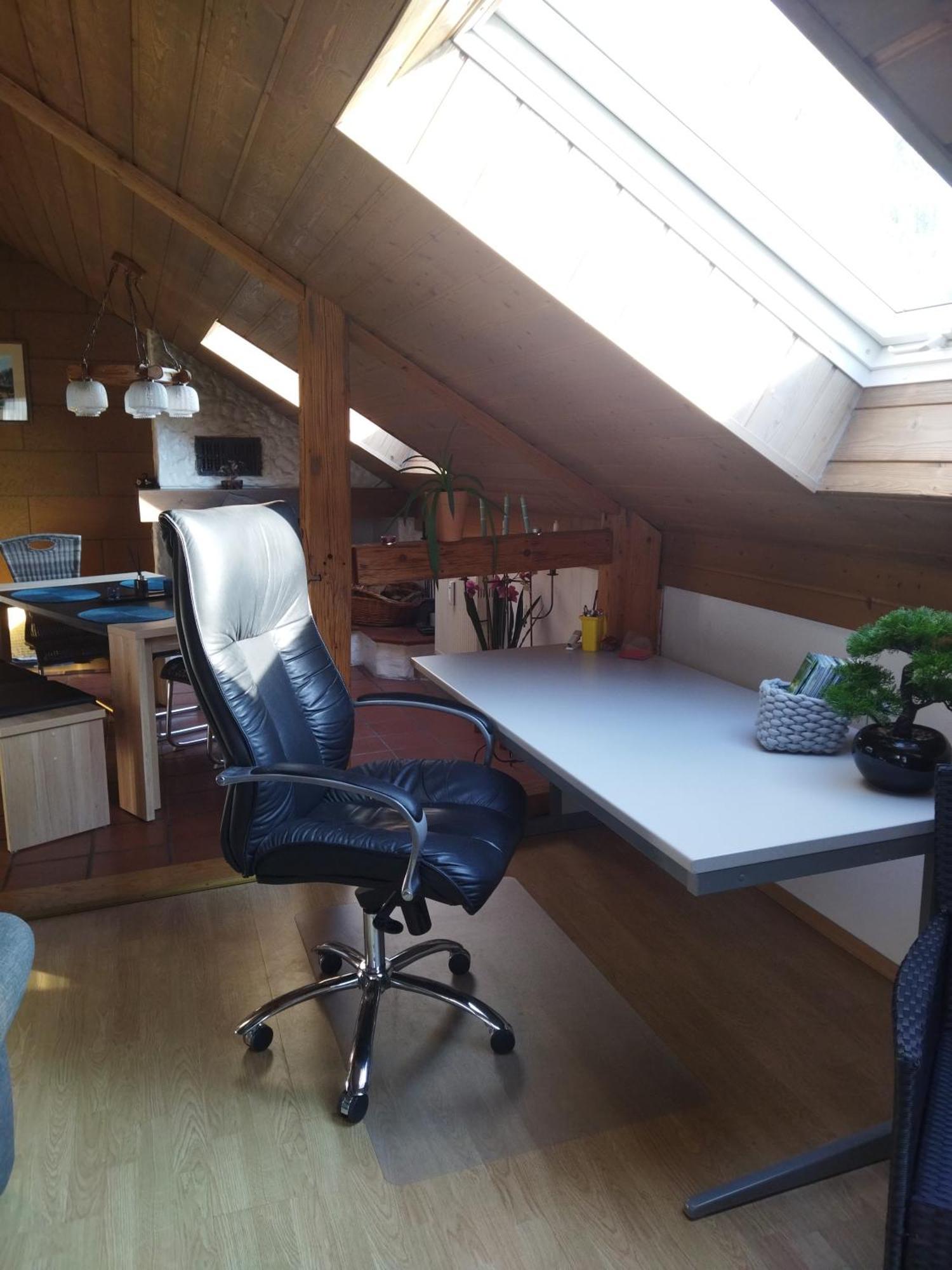 Aussergewoehnliche Atelierferienwohnung Mit Balkon An Der Donau Winzer Exterior photo