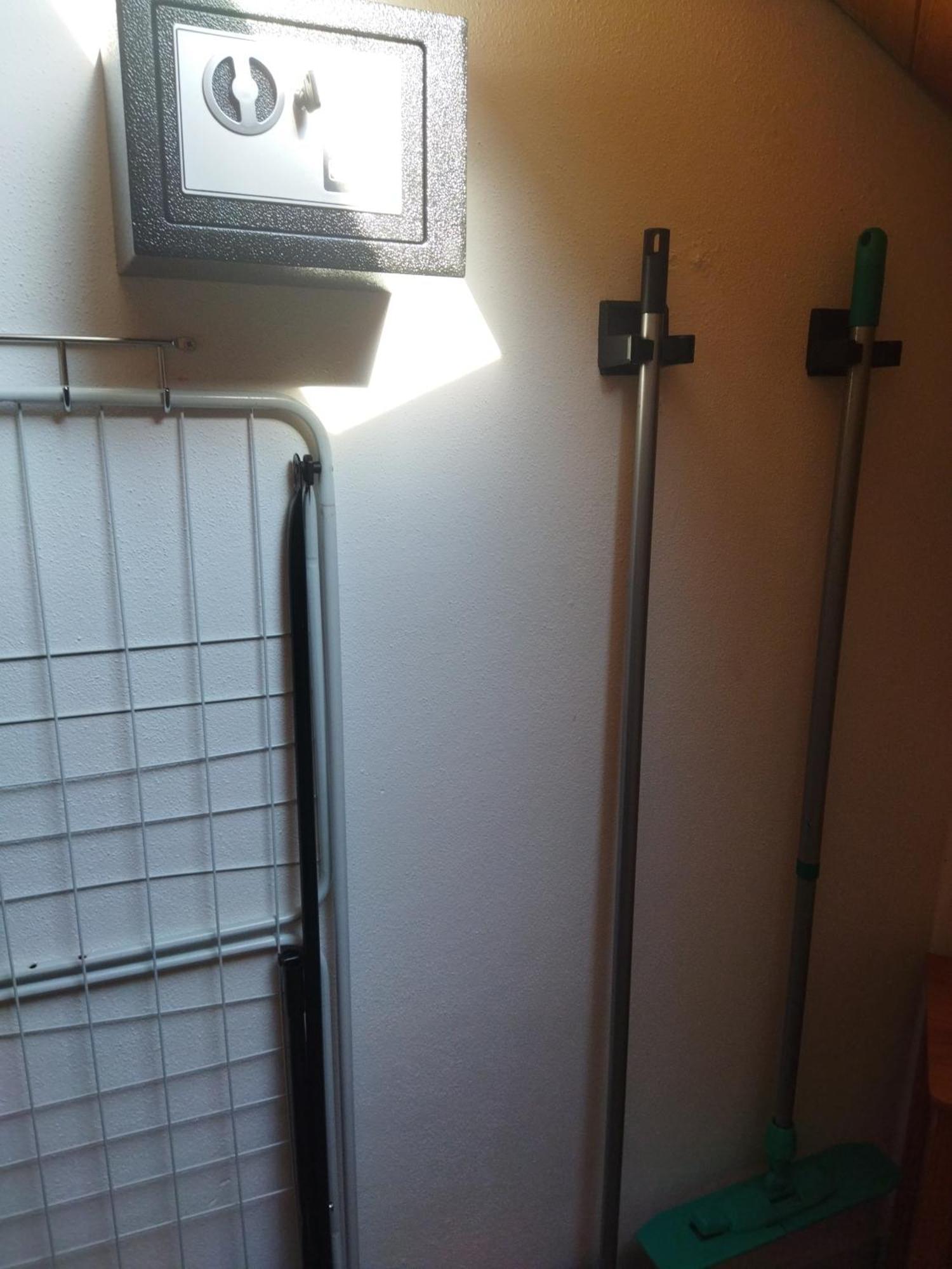 Aussergewoehnliche Atelierferienwohnung Mit Balkon An Der Donau Winzer Exterior photo